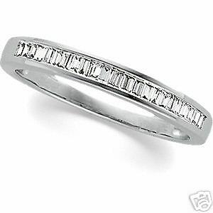 1/4 cttw Baguette Diamond ANNIVERSARY Band 14k Gold