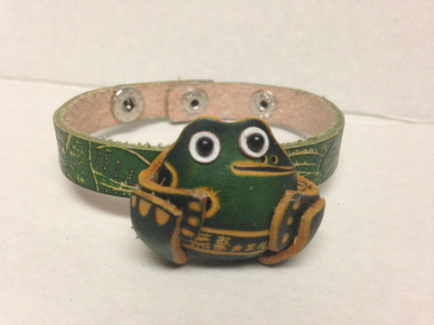 Image of Handmade Green Frog Leather Bracelet Animal Bracelet Collection Snap Closure New